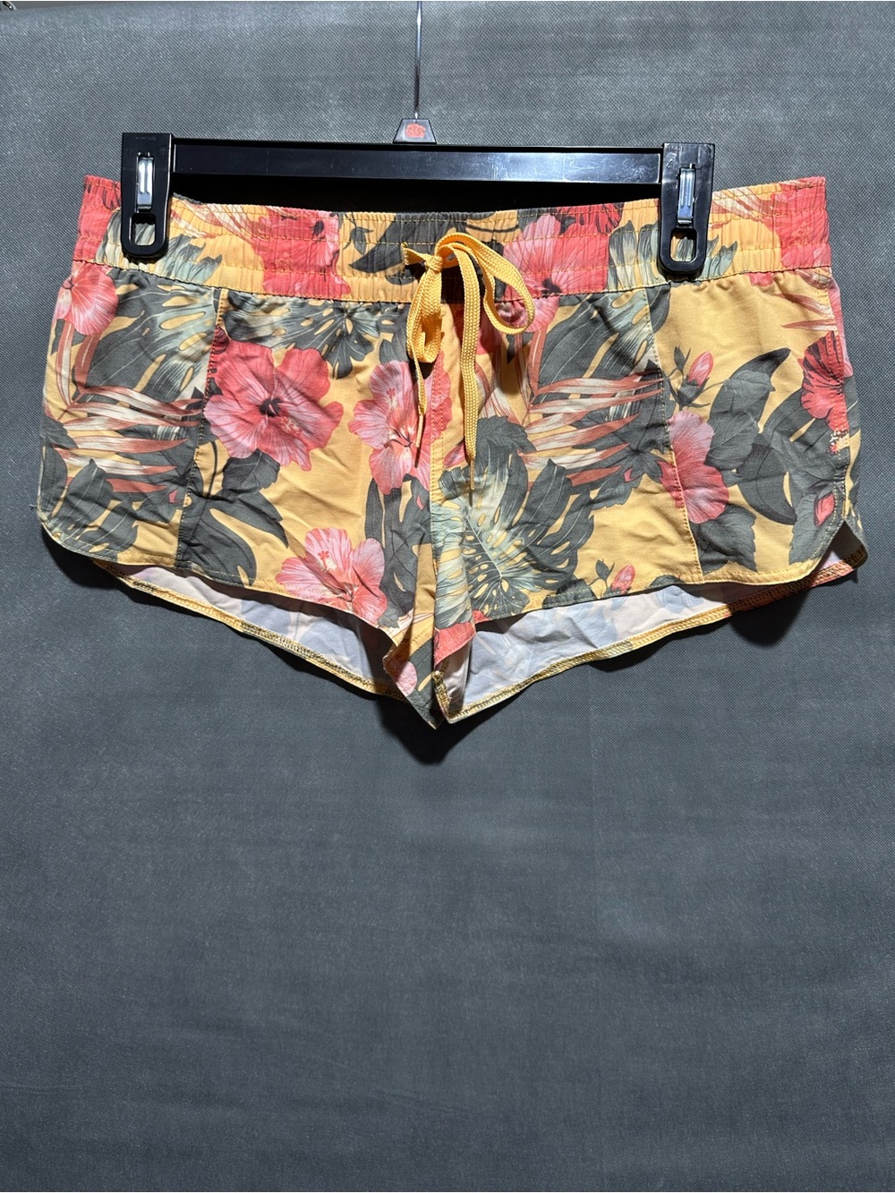 Rip Curl Tropical Hibiscus Floral Board Shorts Yellow Pink Size XL